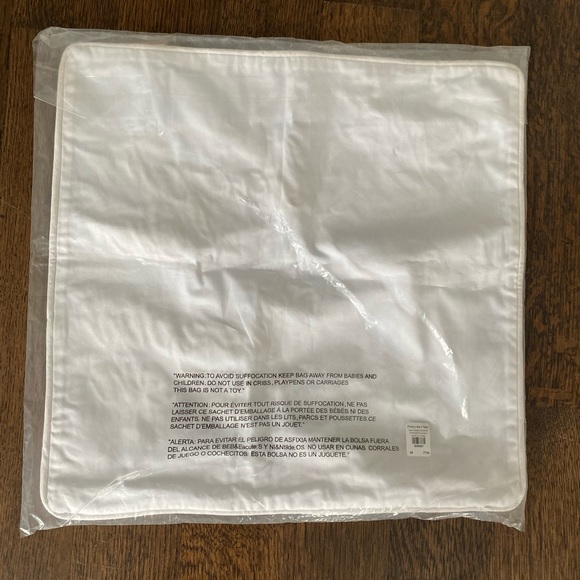 Pottery Barn Teen (NWT) pillow cover - Picture 4 of 4